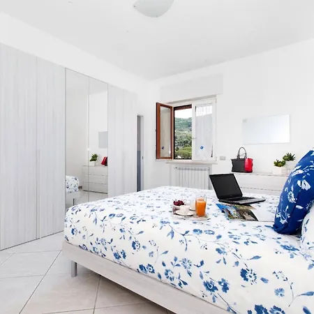 Lux Fabulous Sorento *